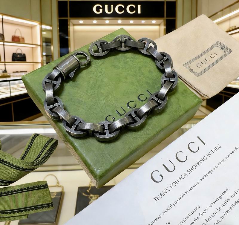 Gucci Bracelet 06yxs38
